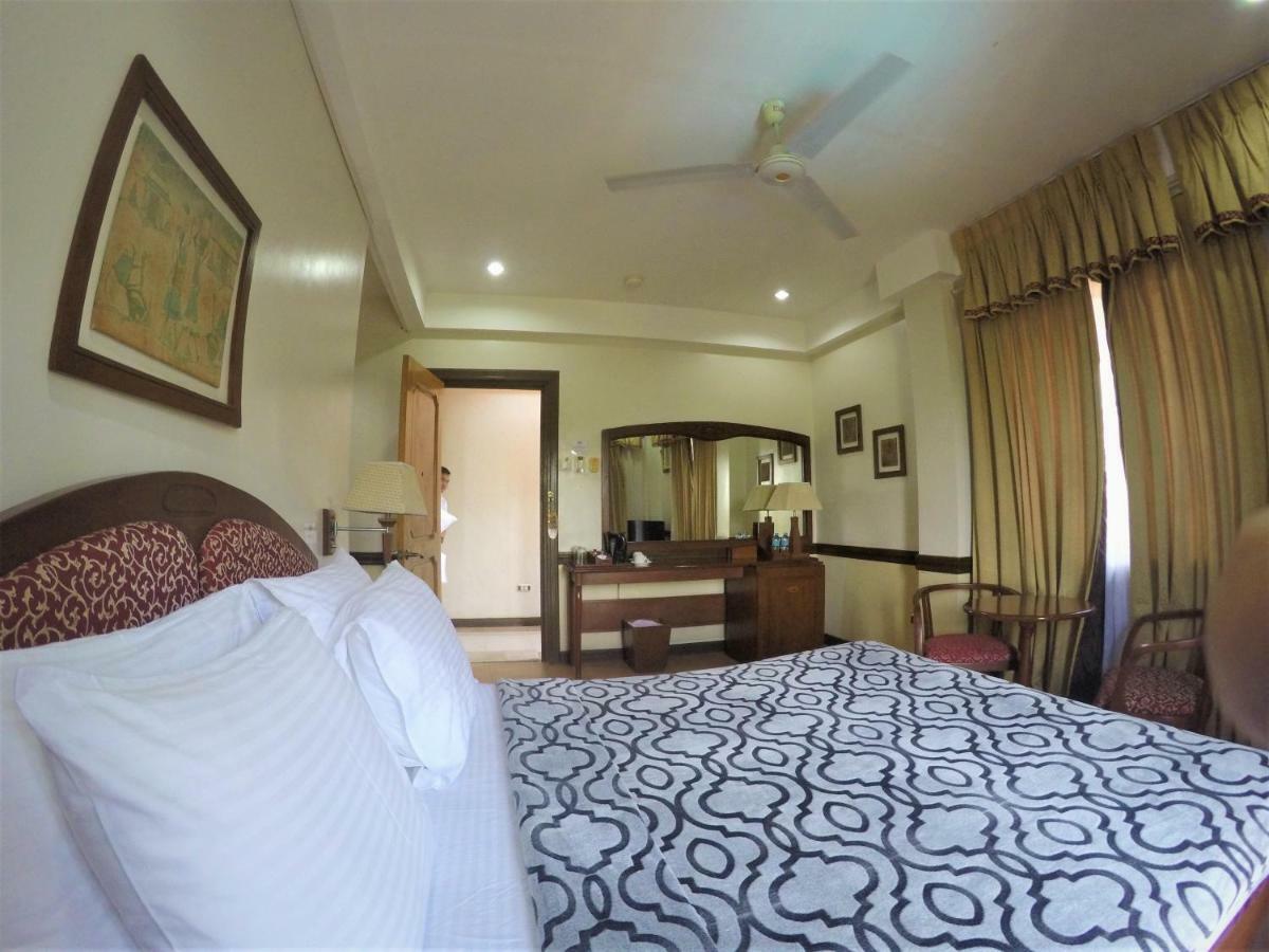 G'S Grand Resort And Convention Center Panglao Exteriör bild